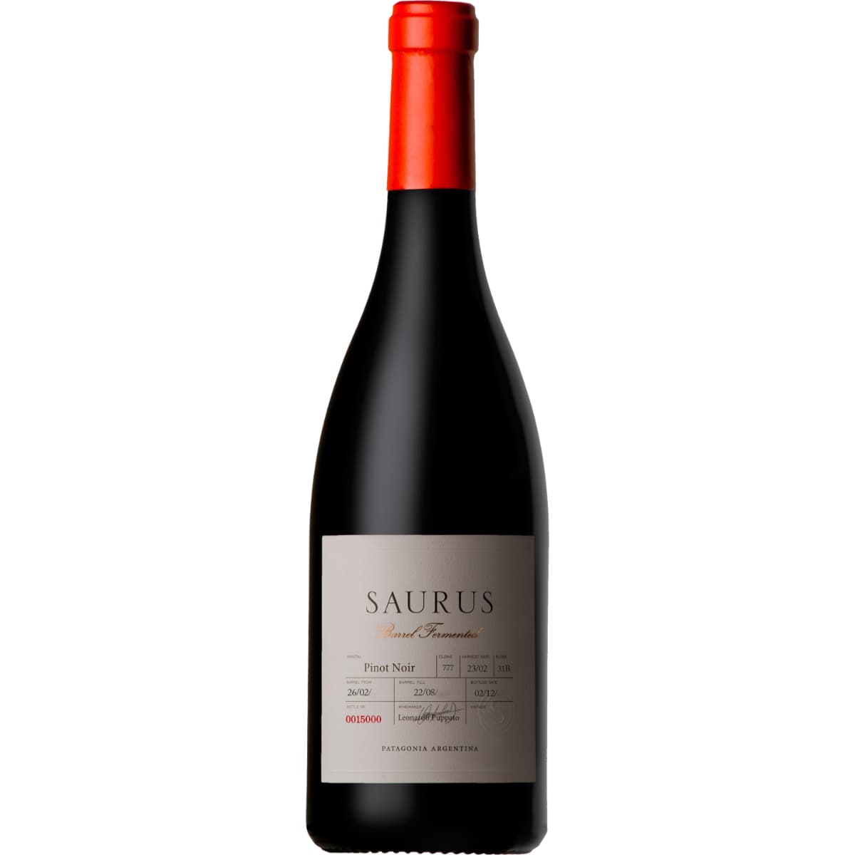 Botella de Barrel Fermented Pinot Noir, Familia Schroeder